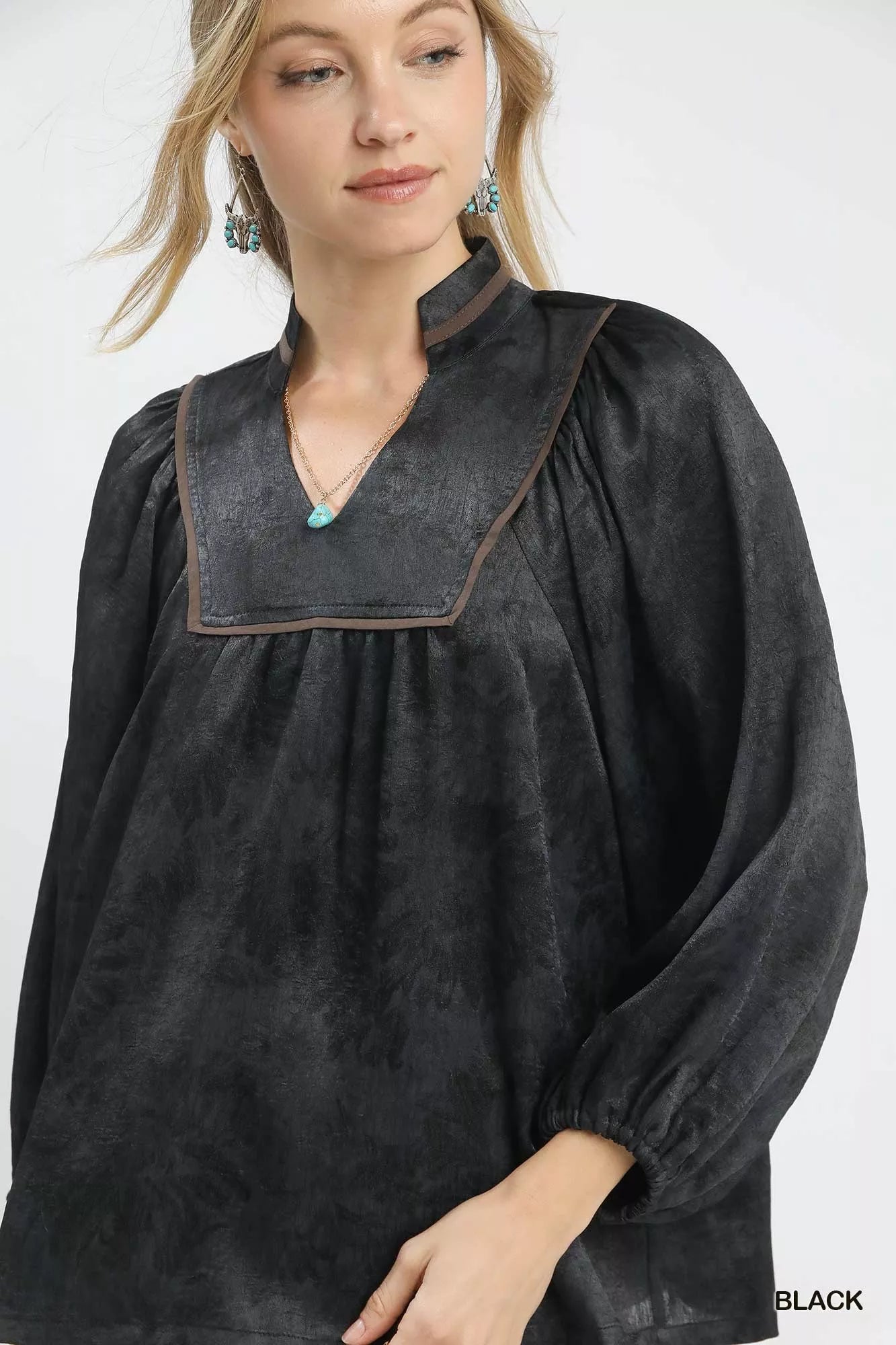 Crinkle Brocade Long Sleeve Blouse