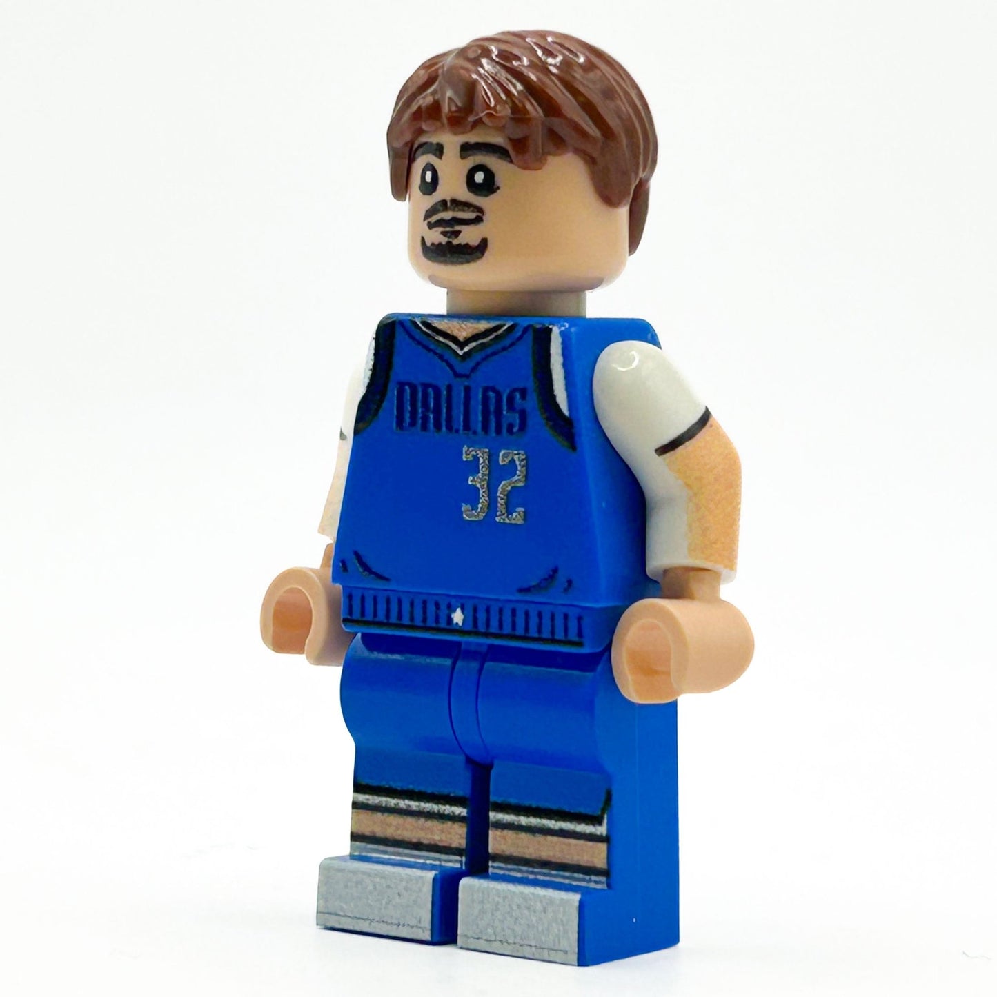 The Flaggship 32 DAL Basketball Player Minifig - Loving It Shop