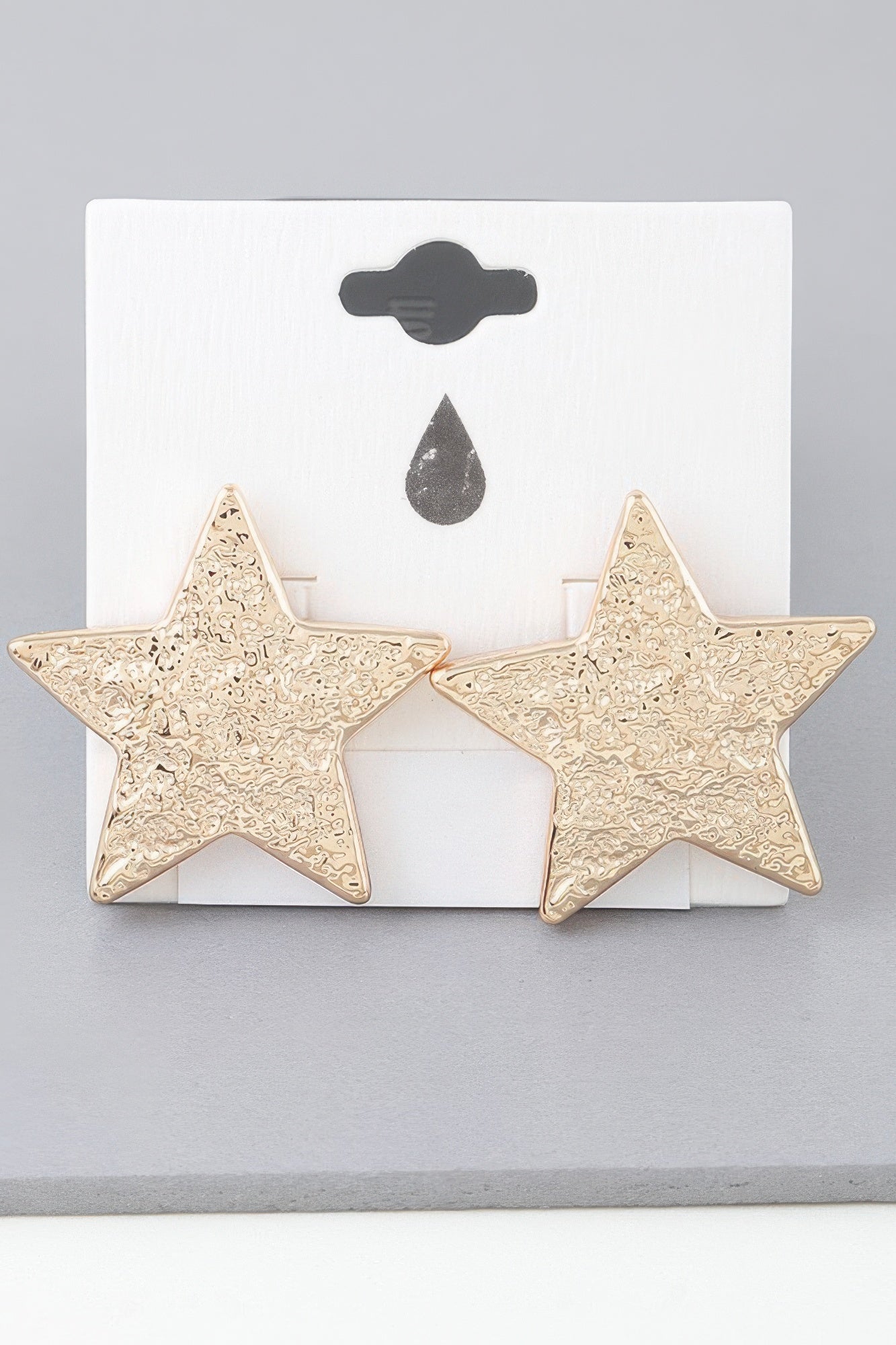 I'm A Star Hammered Earrings