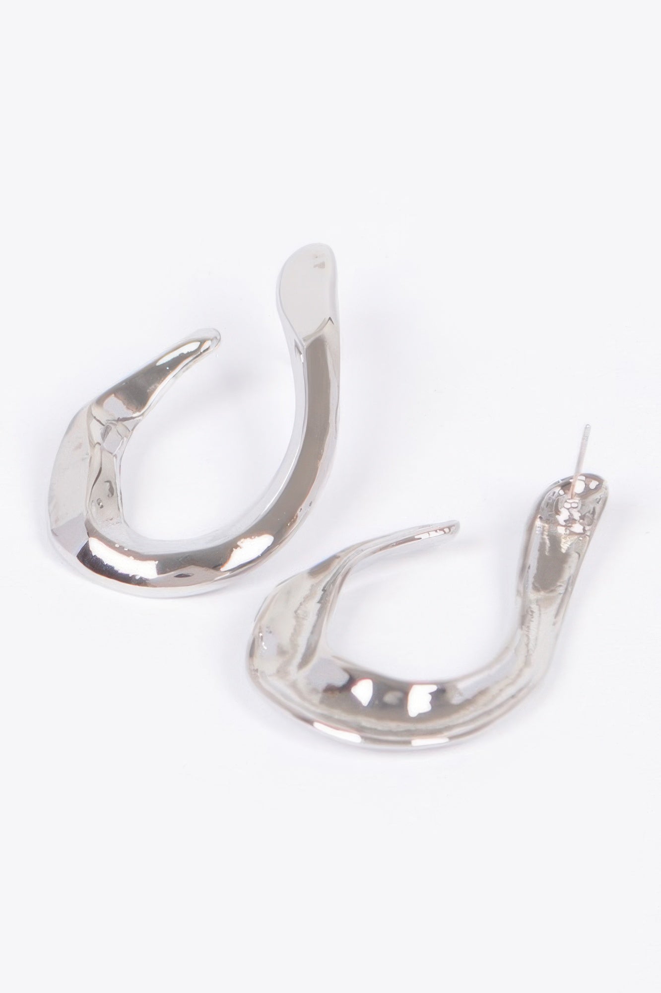 Vintage Metal Earring