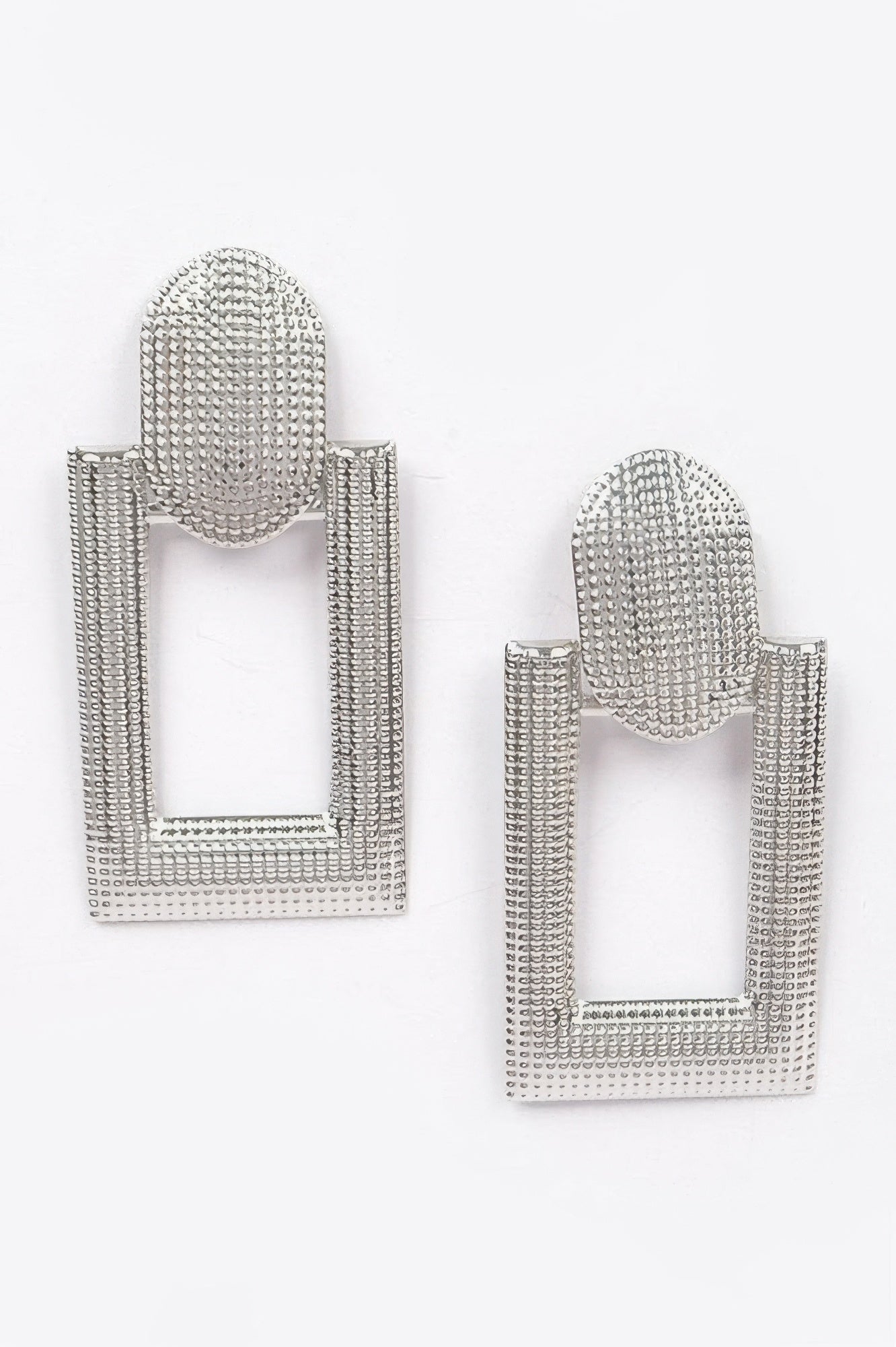Chic Statement Earring