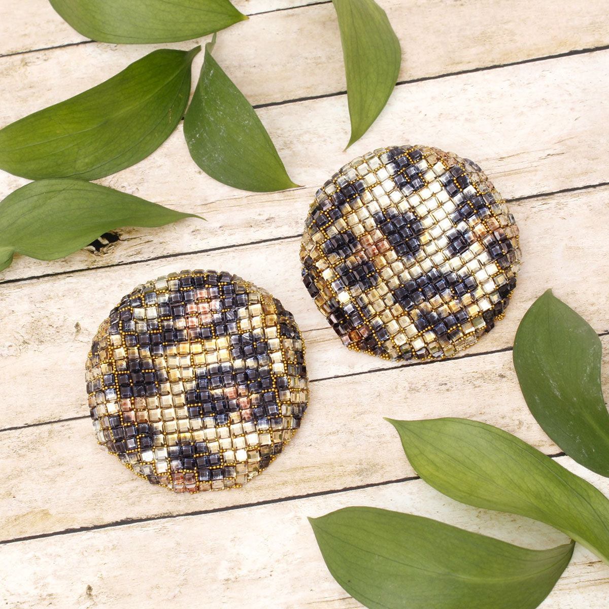 Rhinestone Disc Stud Earrings with Leopard Mosaic – Stylish Statement Jewelry