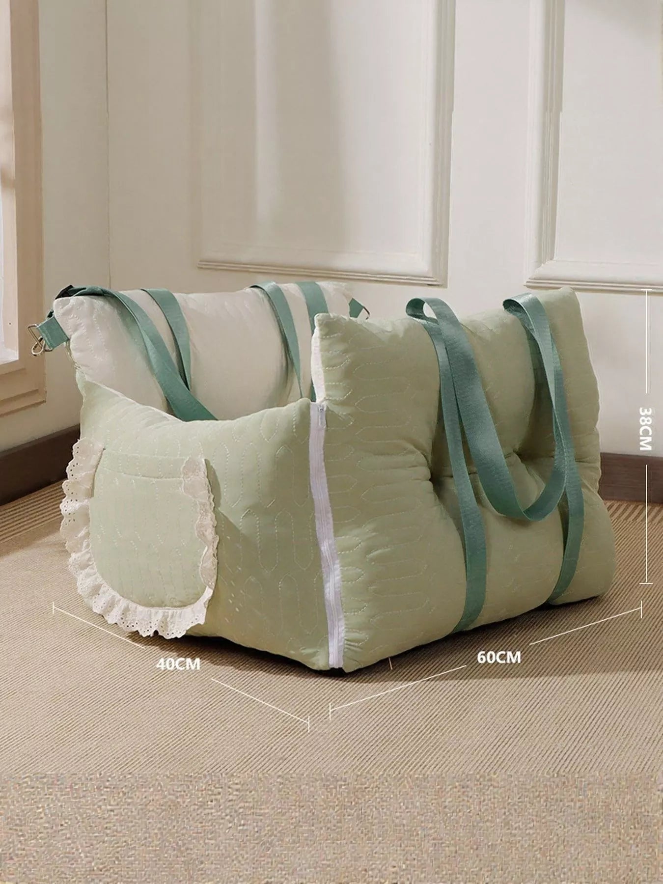 Comfortable &amp; Secure Pet Car Seat Carrier