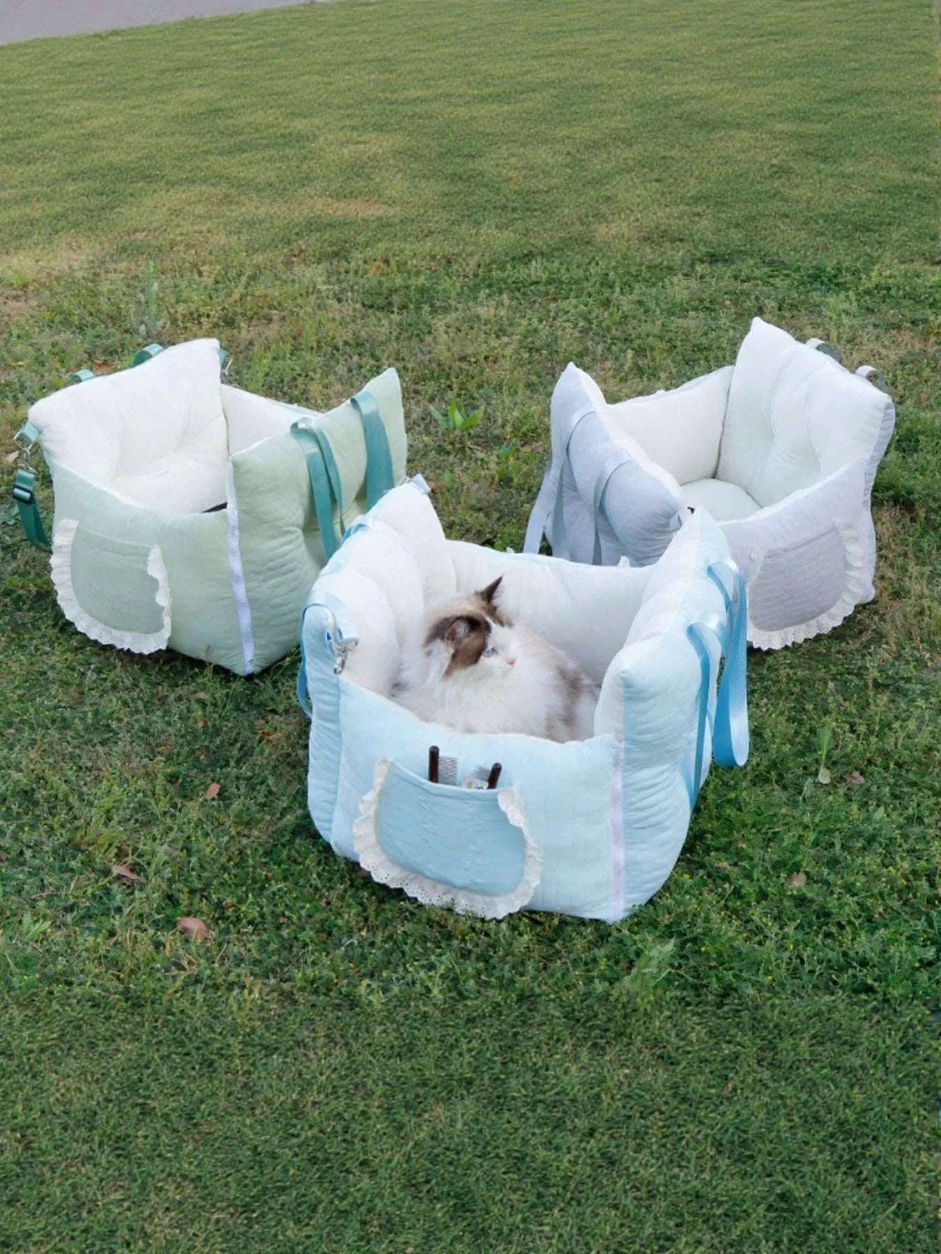 Comfortable &amp; Secure Pet Car Seat Carrier