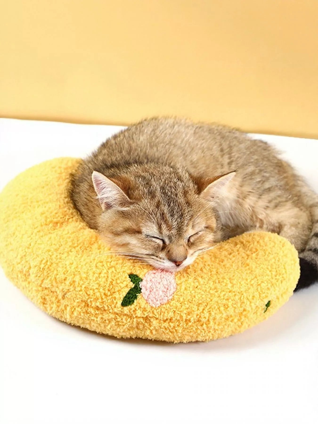 U Shaped Pet Nest - Loving It Shop