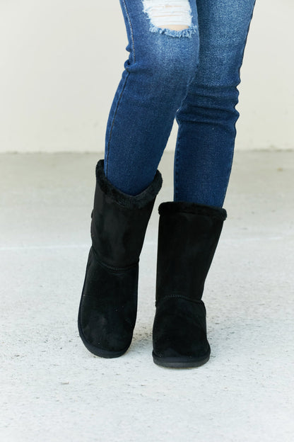 Bow Detail Faux Suede Leather Snow Boots