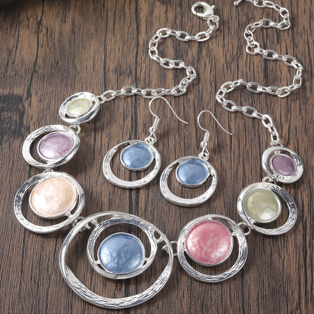 Retro Oil-dropped Hollow Round Earrings Women&