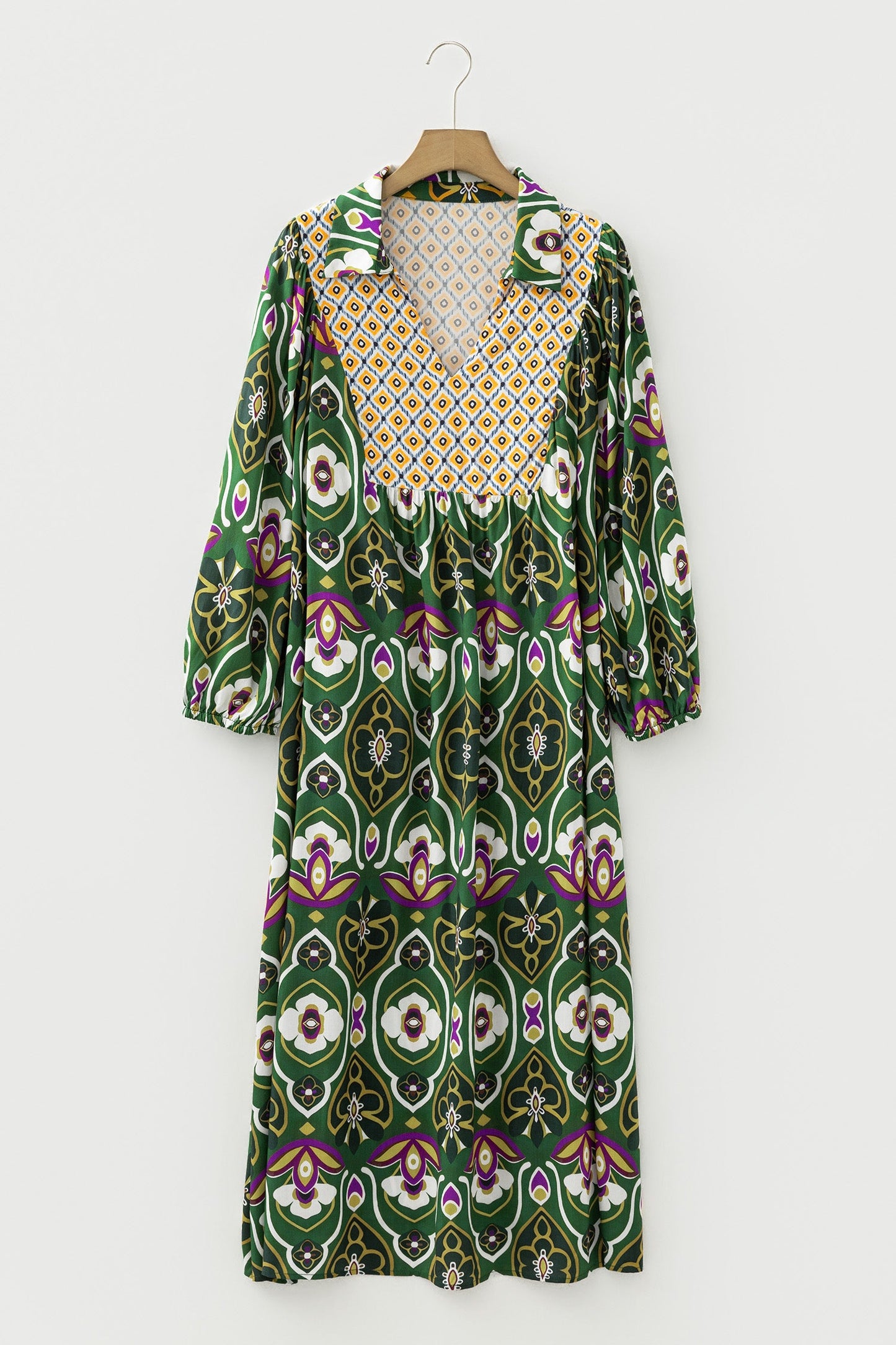 Green Plus Size Mixed Floral Patchwork V Neck Bracelet Sleeve Maxi Dress
