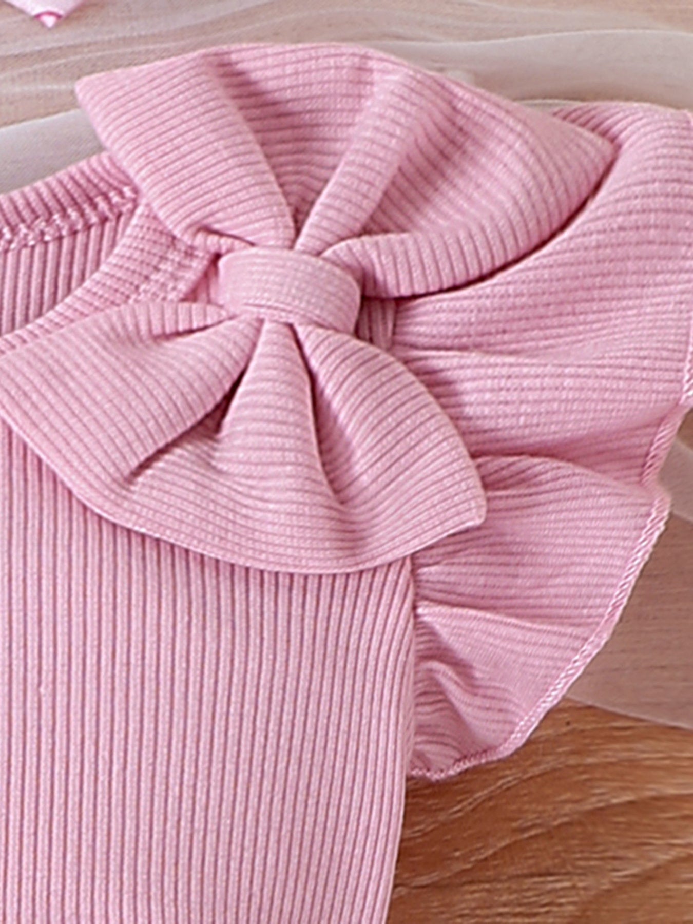 Children's Bowknot Ruffle Trim Bodysuit & Skort & Headband Set