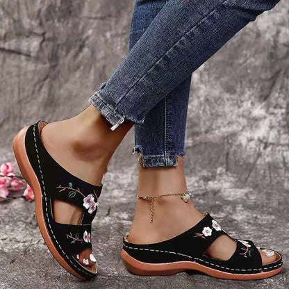 Wedge Heel Retro Stitched Embroidered Ethnic Style Women&