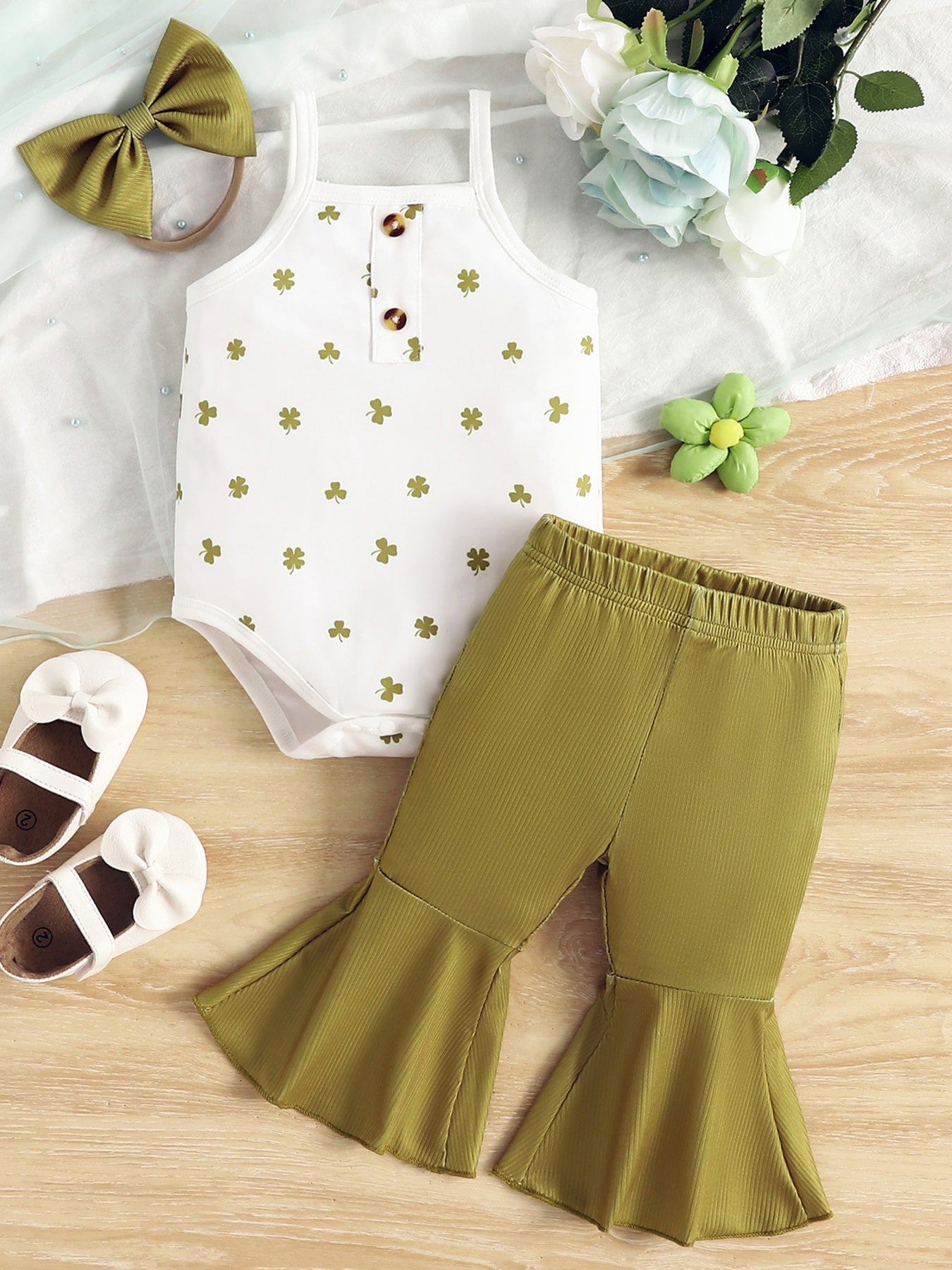 Children's Printed Bodysuit & Flare Leg Pants & Headband 3-Piece Set