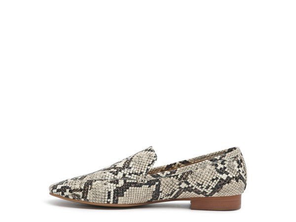JULIA LEATHER POINTED LOAFERS - Loving It Shop