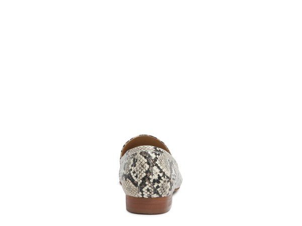 JULIA LEATHER POINTED LOAFERS - Loving It Shop