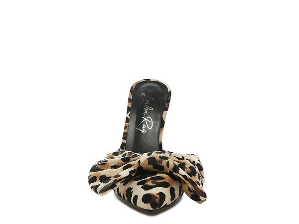 Joelle Pump - Loving It Shop