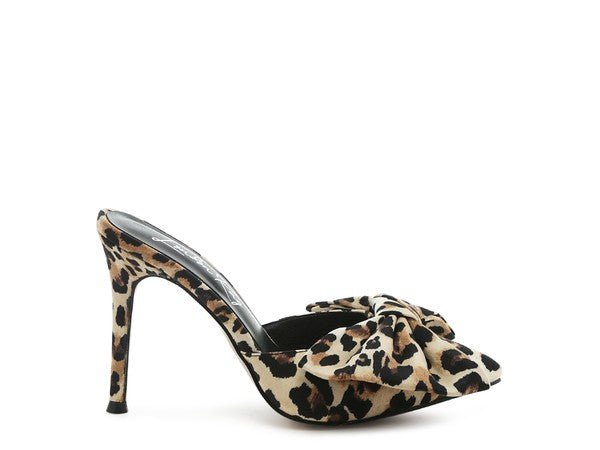 Joelle Pump - Loving It Shop