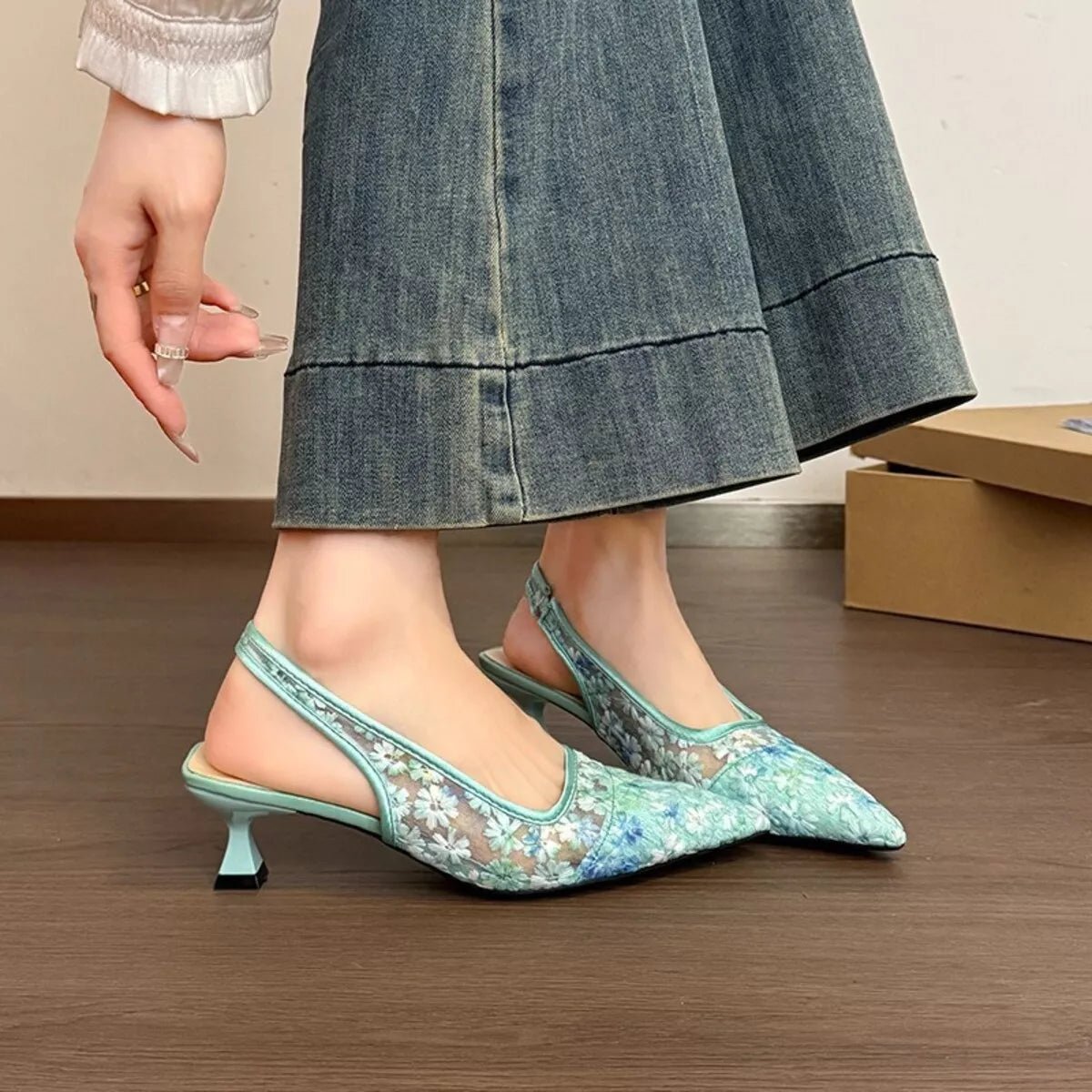 Lace Pointed - Toe Slingback Pumps - Loving It Shop