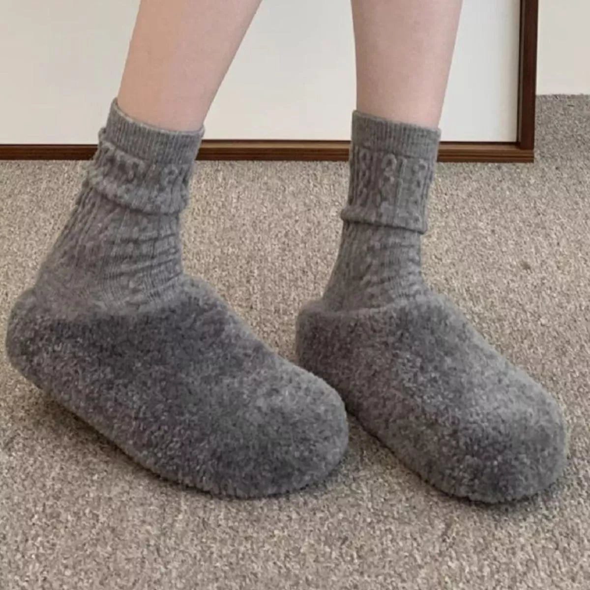 Round Toe Fuzzy Indoor Slippers - Loving It Shop