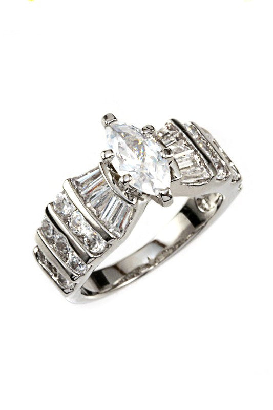 Cubic Zirconia Statement Ring – Stylish Fashion Jewelry Accessory