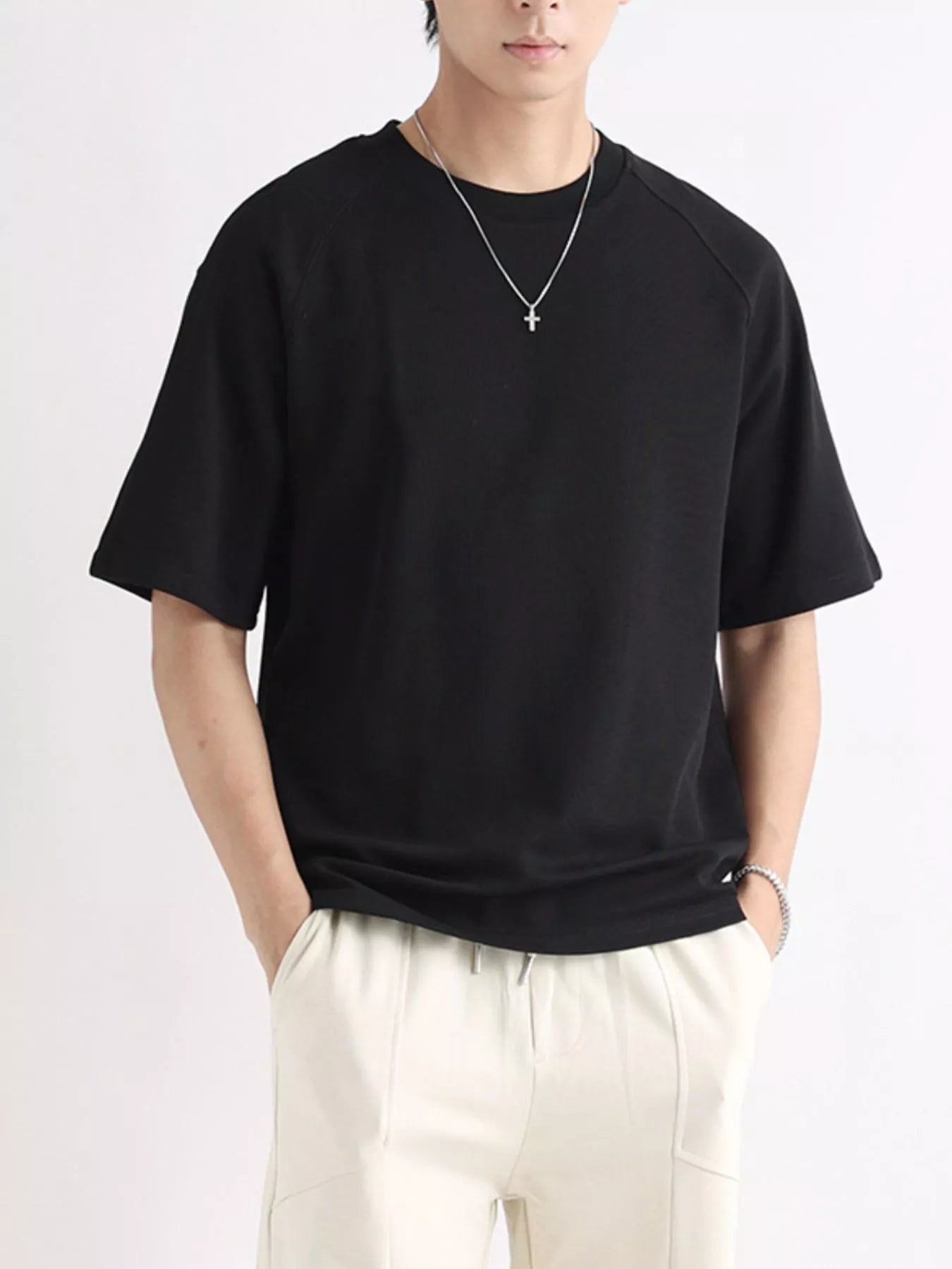 Men's Plus Size Relaxed Fit Solid Color T-Shirt - Loving It Shop