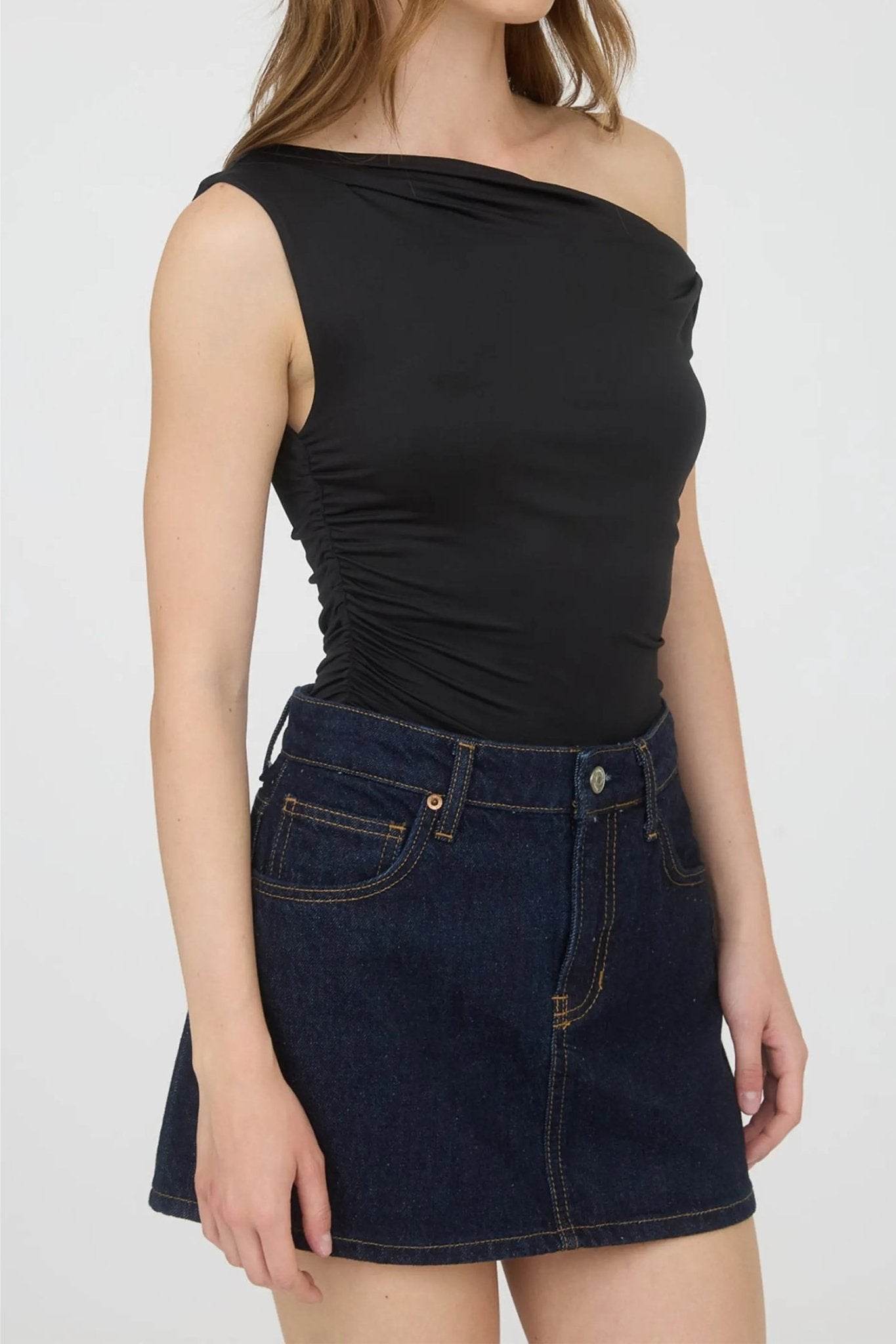 Black Solid Color Asymmetric Neck Slim Tank Top - Loving It Shop