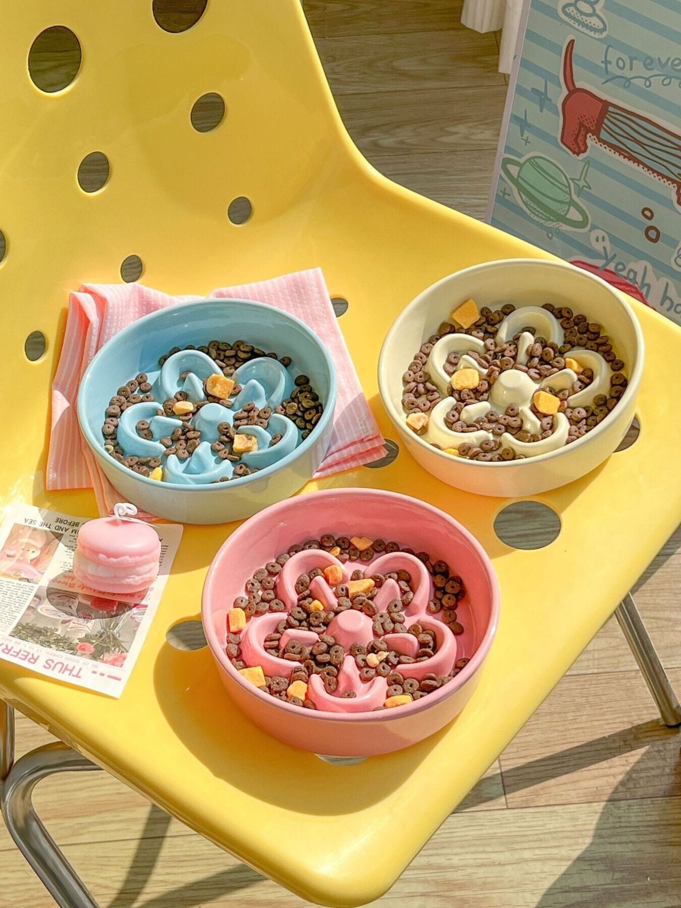 Flower - Shaped Slow Feeder Pet Bowl - Loving It Shop