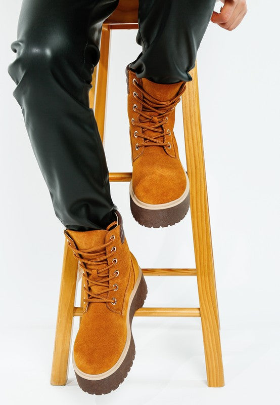 Parula High Ankle Suede Boots