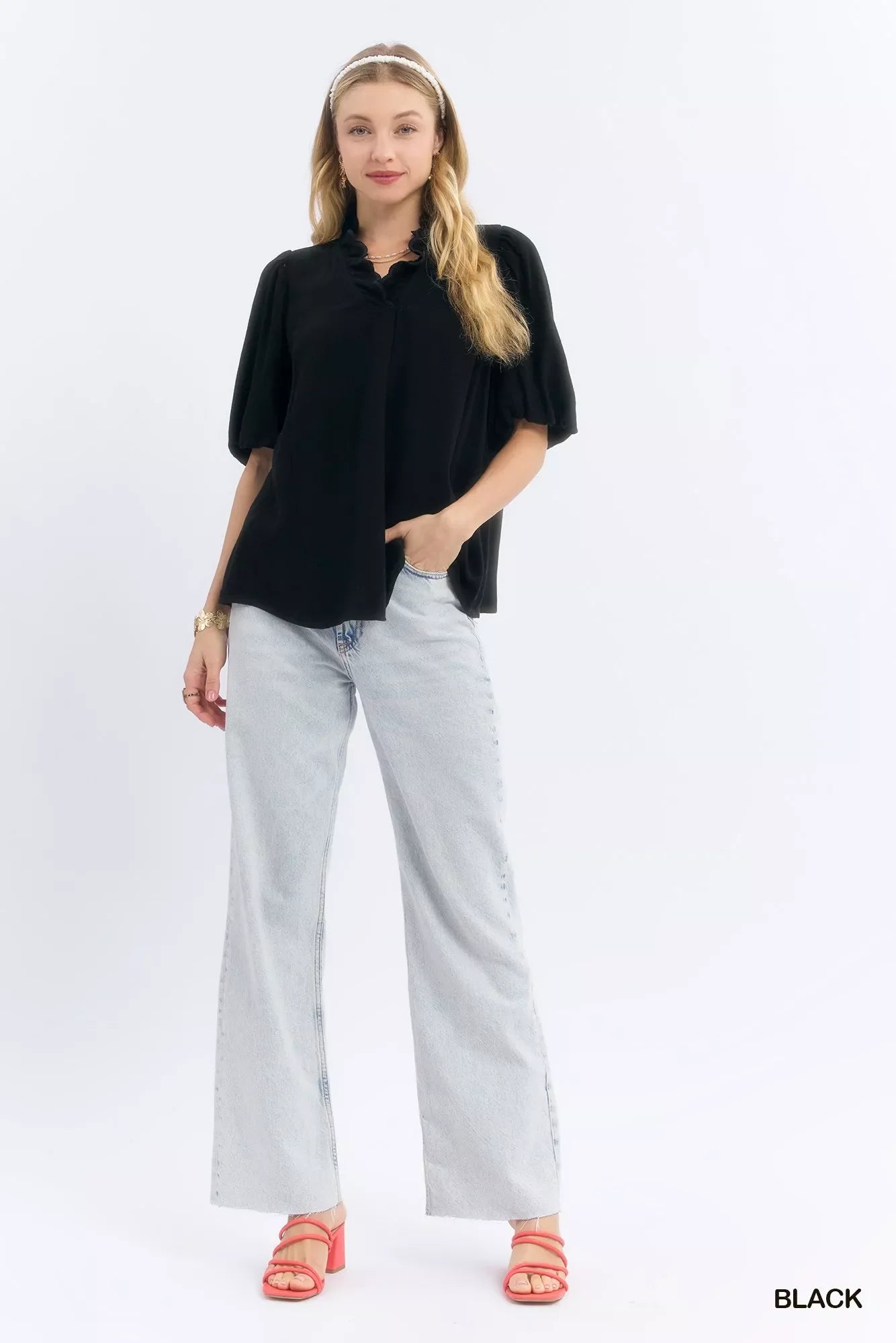 Linen Scallop Trim V-Neck Blouse