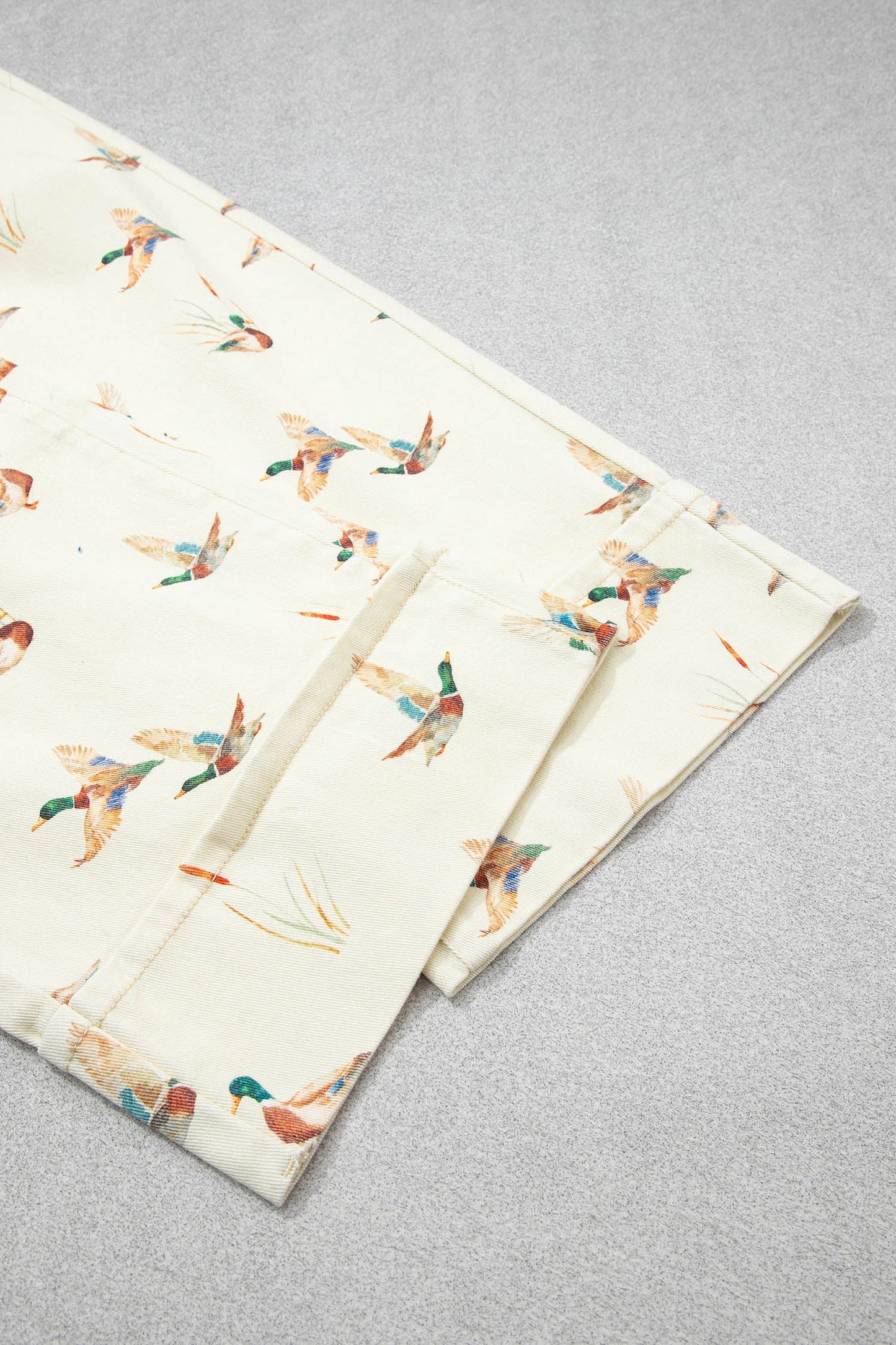 Beige Stylish Mallard Printed Cuffed Hem Shift Jeans - Loving It Shop