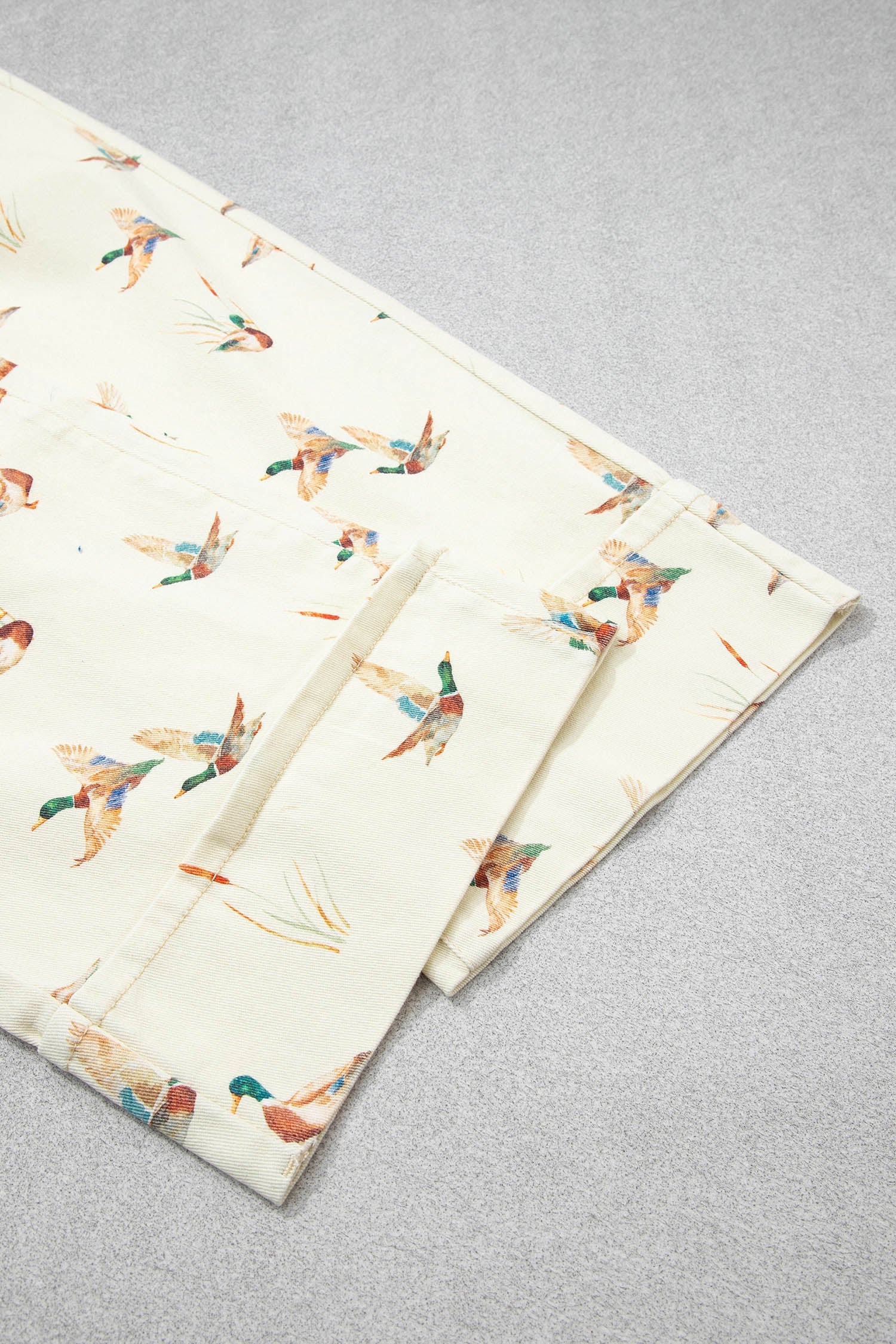Beige Stylish Mallard Printed Cuffed Hem Shift Jeans - Loving It Shop