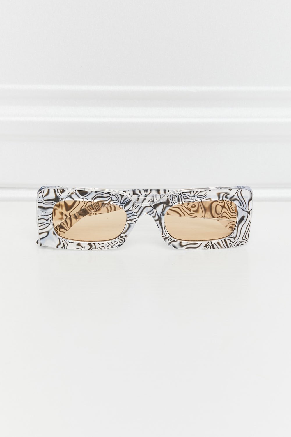 Tortoiseshell Rectangle Polycarbonate Sunglasses - Loving It Shop
