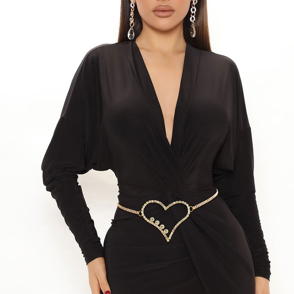 Chain Belt with Gold Embellished Heart Detail – Stylish Statement Accessory