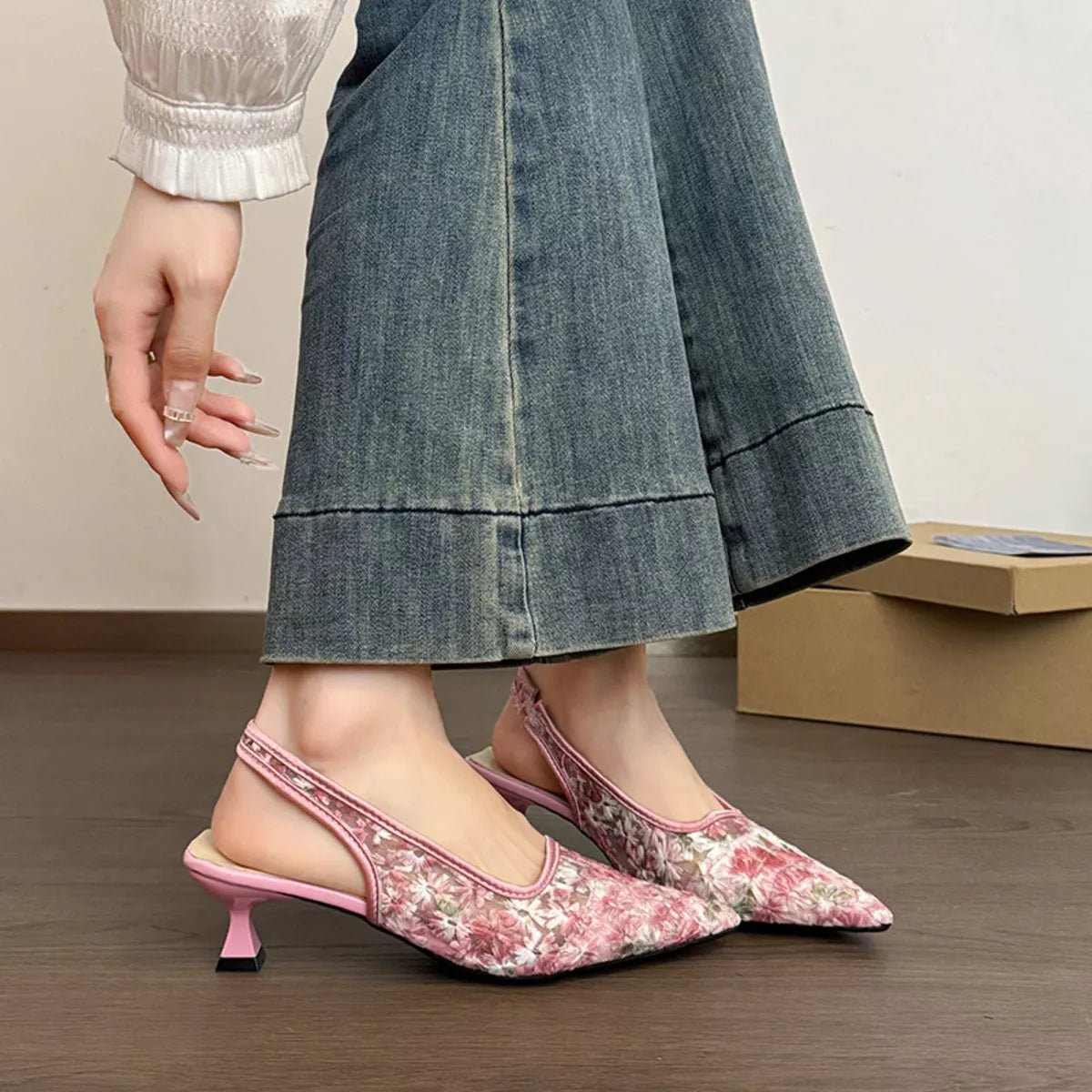 Lace Pointed - Toe Slingback Pumps - Loving It Shop
