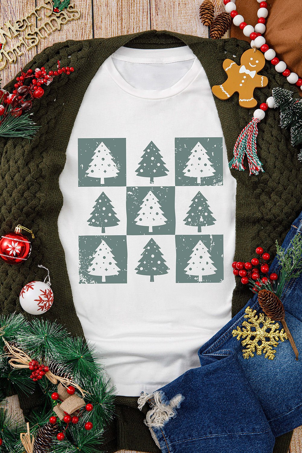 White Christmas Tree Checkered Distressed Graphic Oversize Tee - Loving It Shop