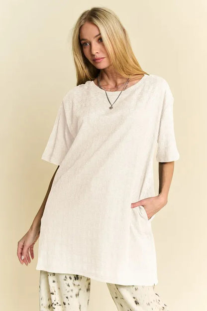 Davi &amp; Dani Short Sleeve Side Slit T-Shirt with Pockets