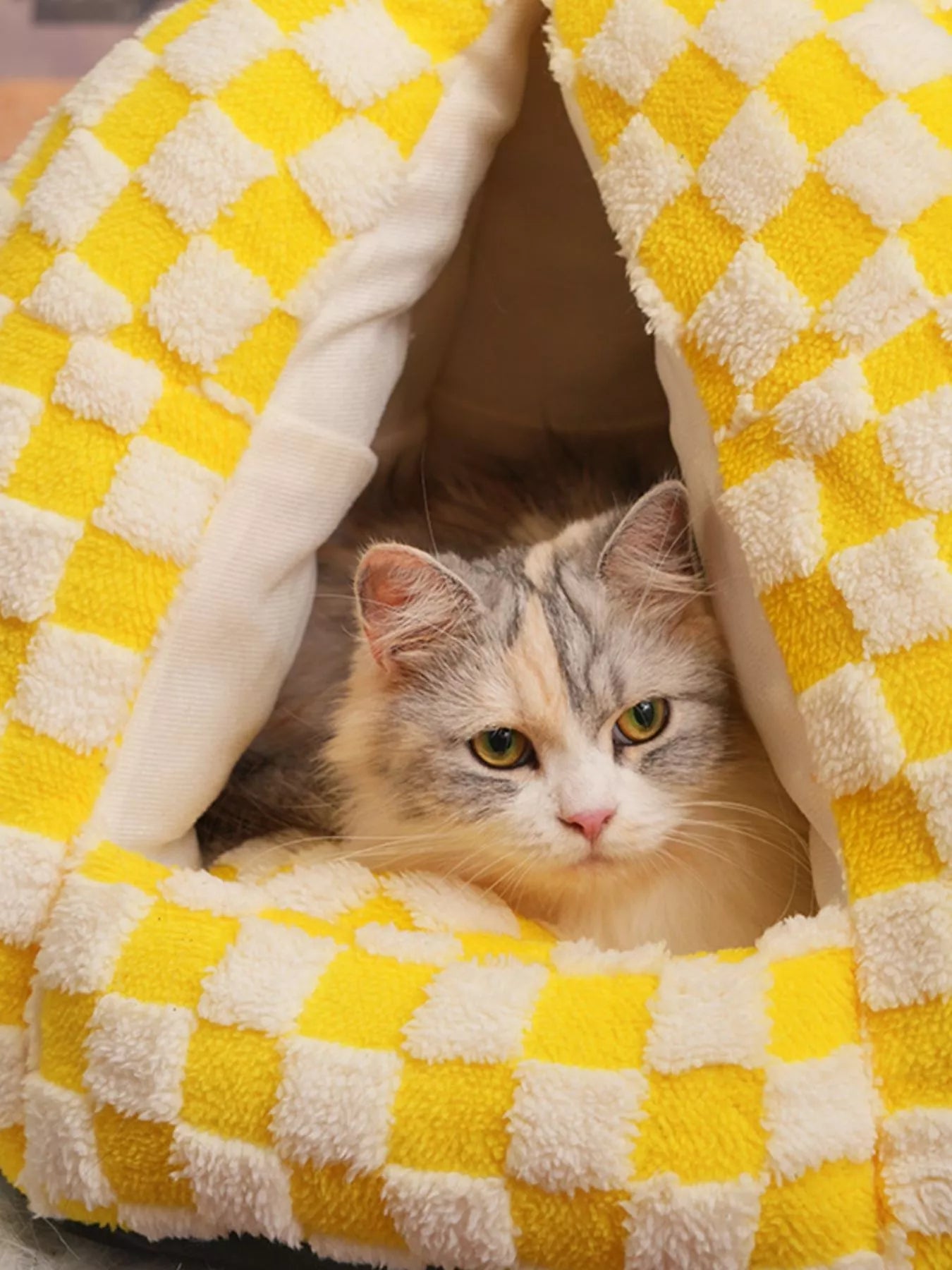 Pineapple Shaped Cozy Pet Nest - Loving It Shop