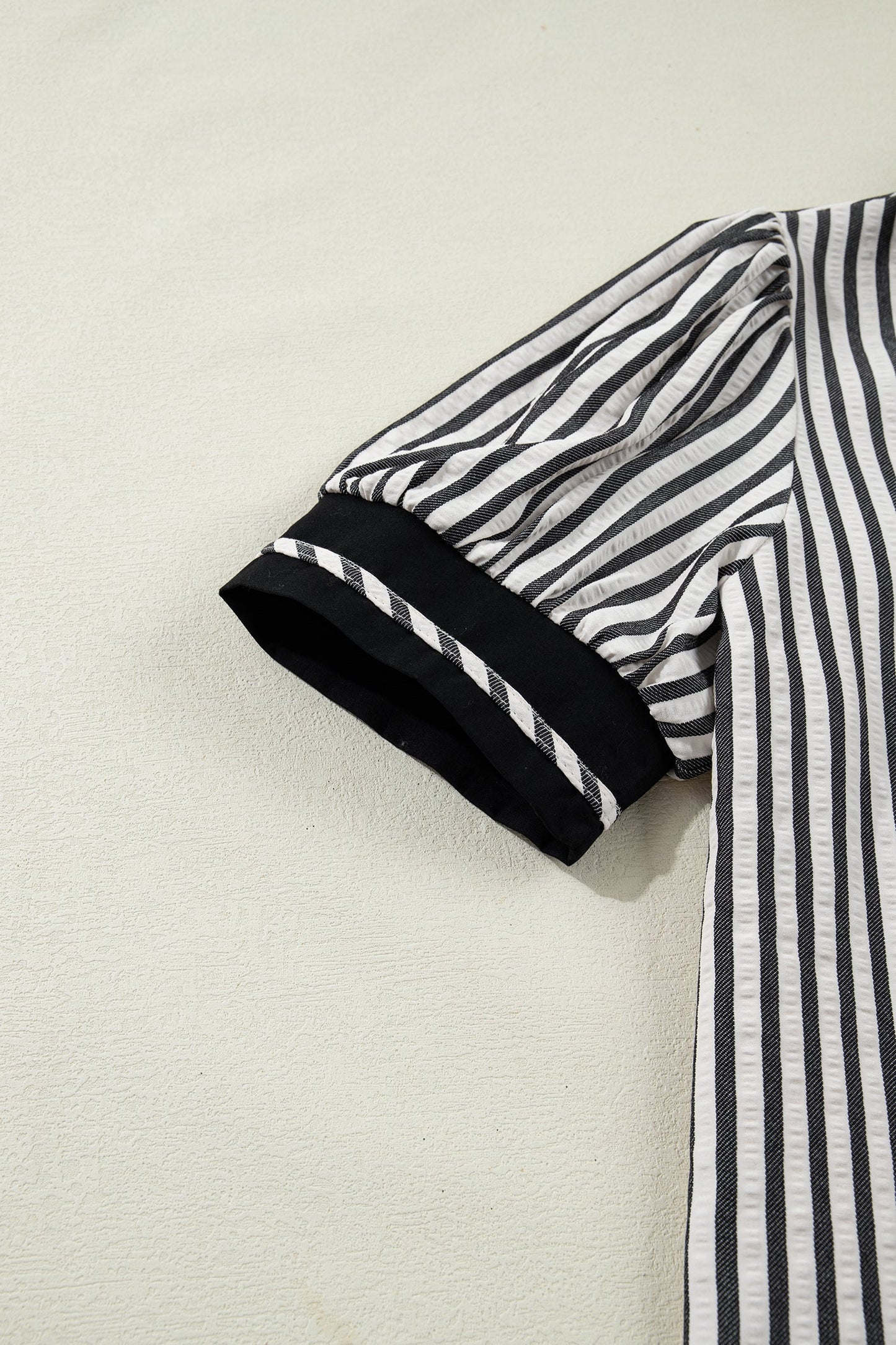 Black Stripe Collared Split Neck Short Bubble Sleeve Blouse