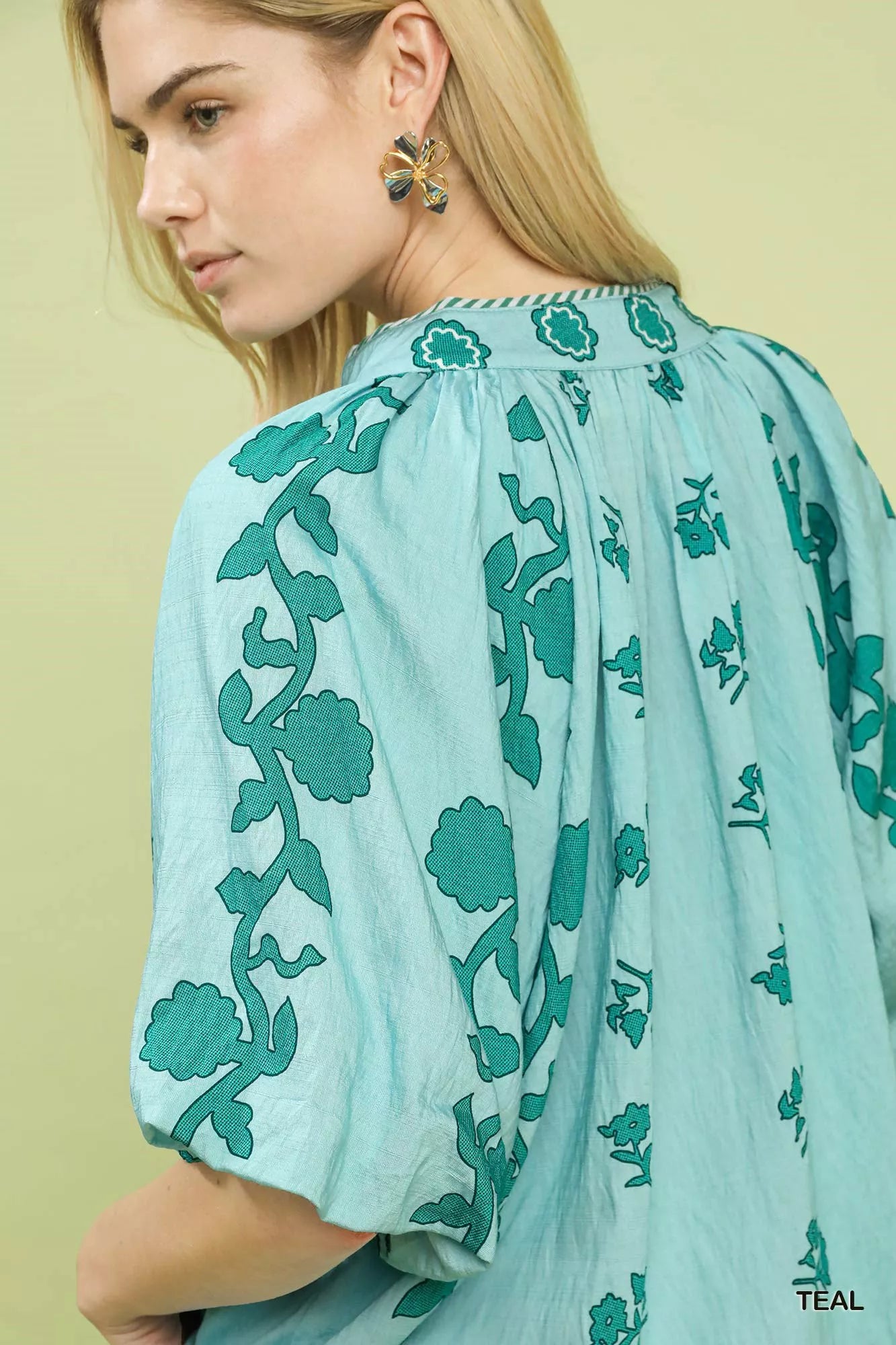 Collared Floral Print Top