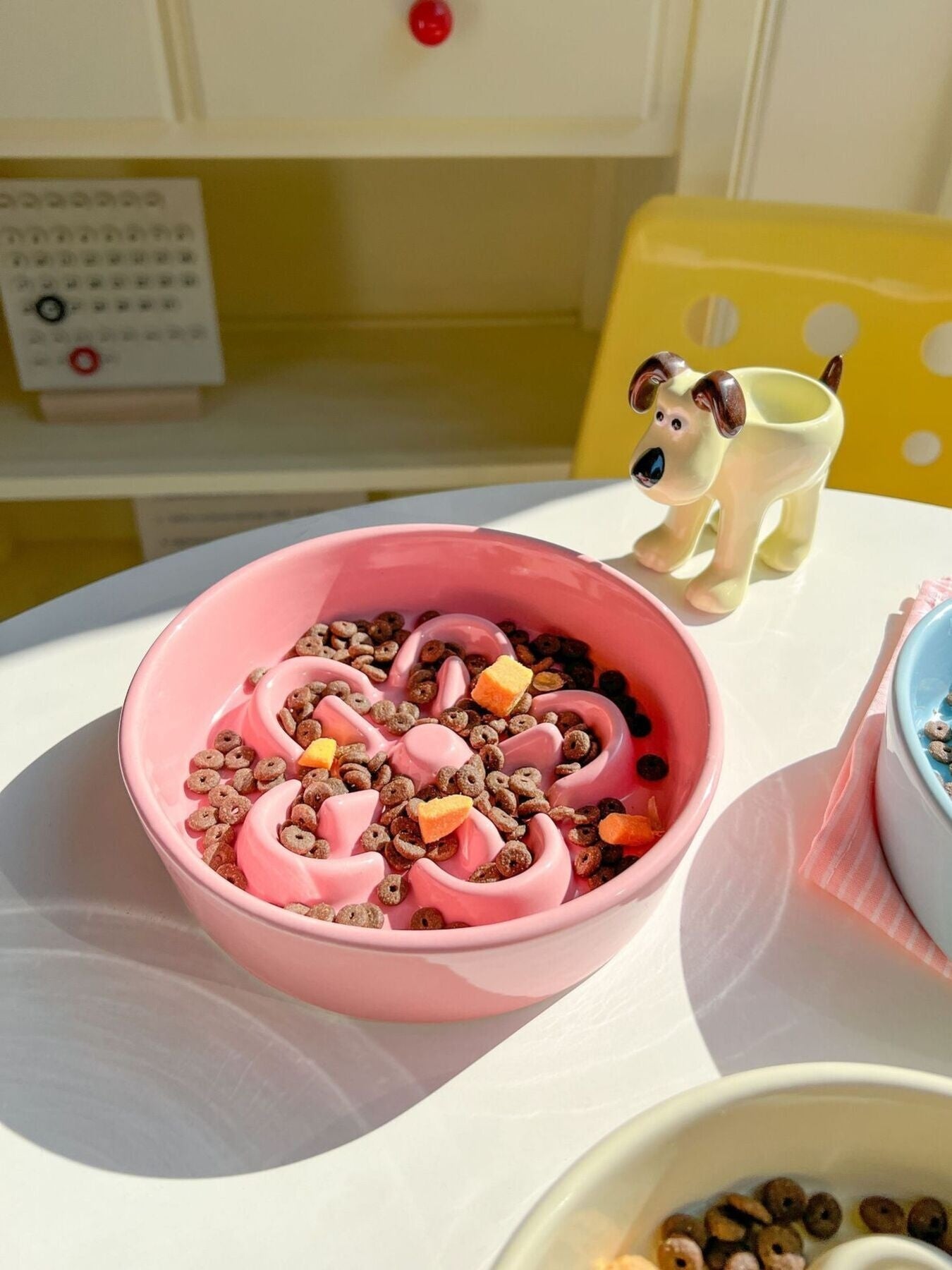 Flower - Shaped Slow Feeder Pet Bowl - Loving It Shop