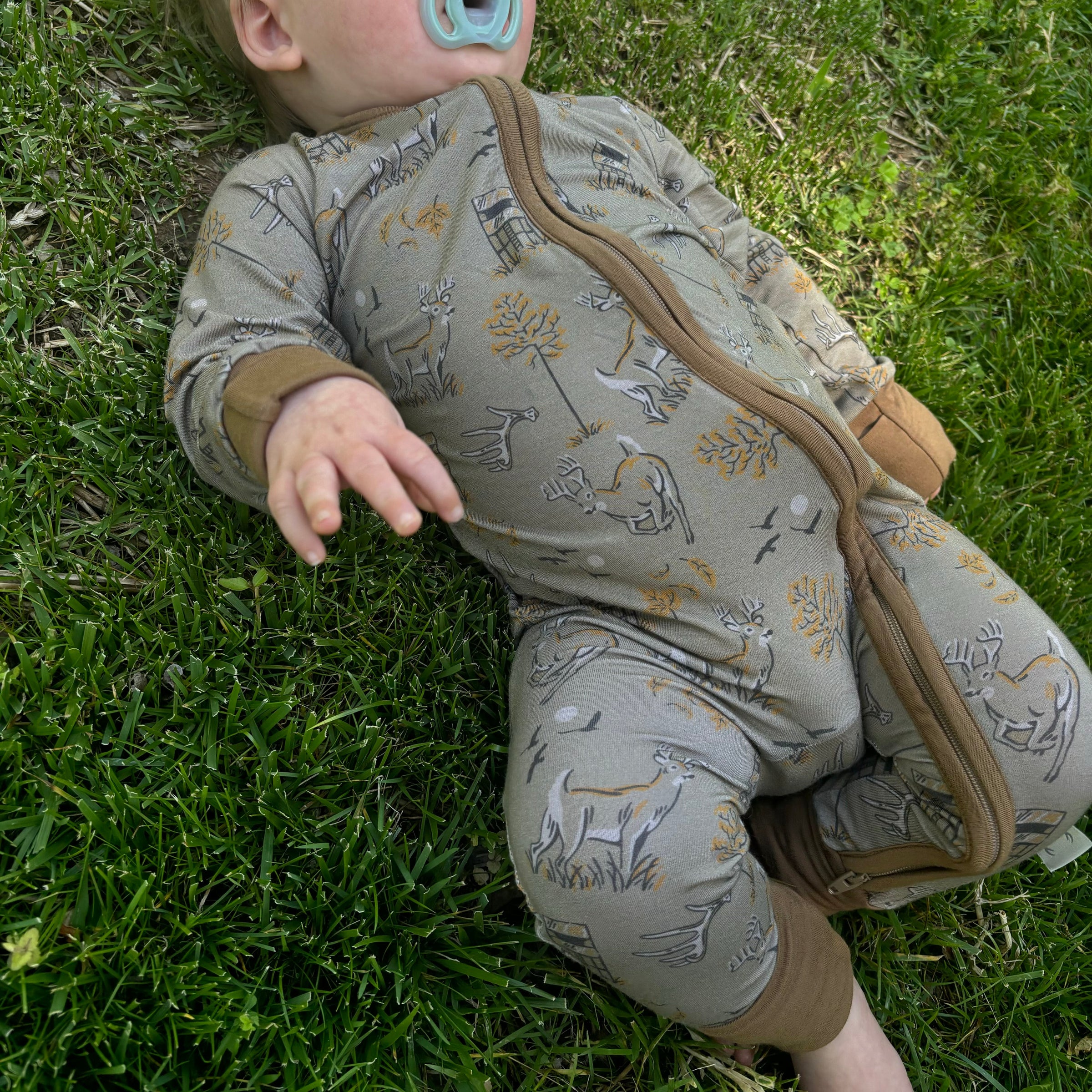 Antler Club Baby Zippy soft comfortable baby one-piece outfit