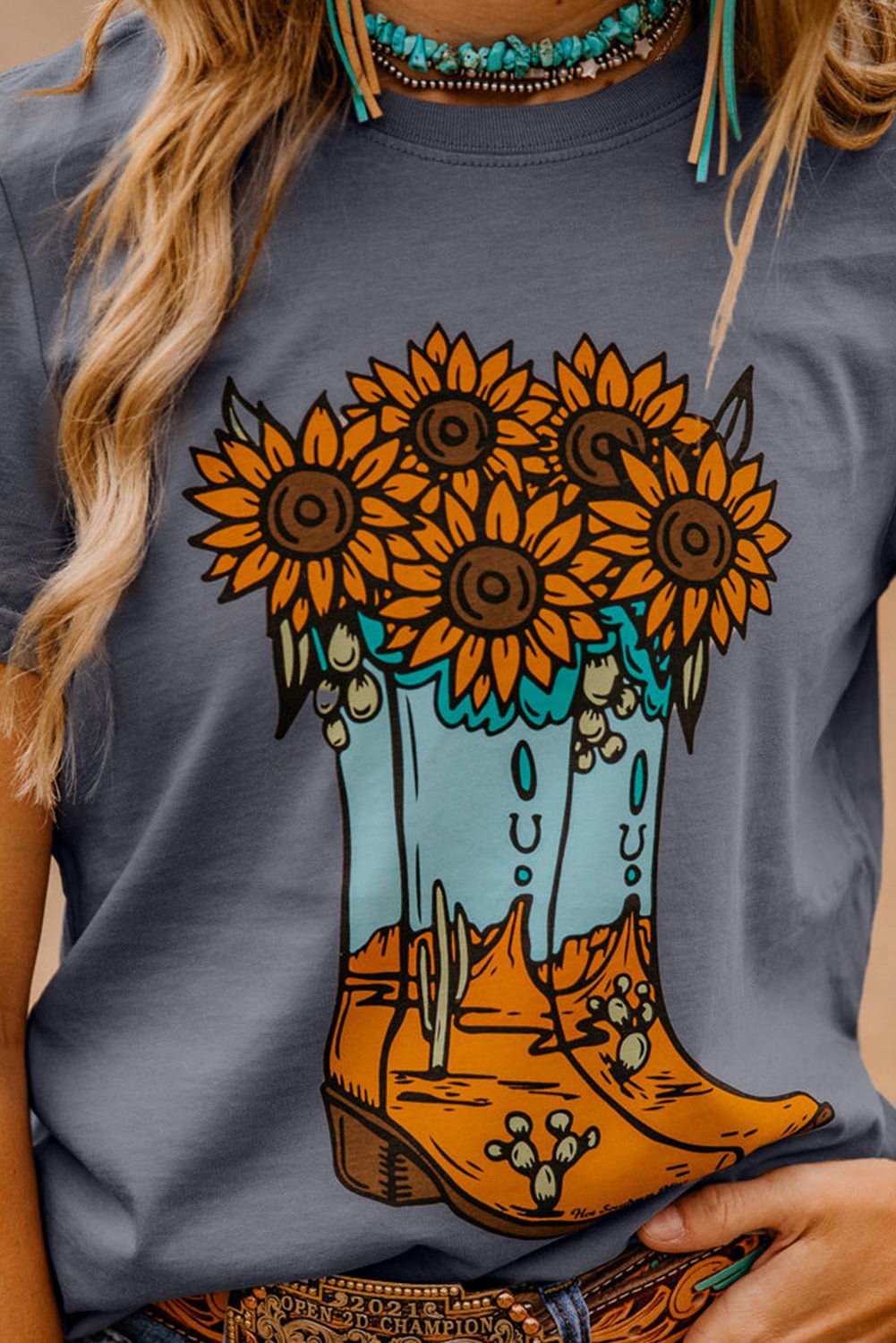 Gray Sunflower Cowgirl Boots Print Western Fashion T Shirt - Loving It Shop
