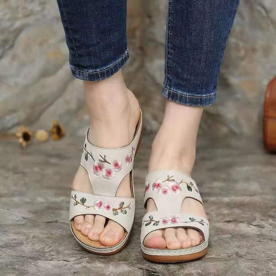 Wedge Heel Retro Stitched Embroidered Ethnic Style Women&