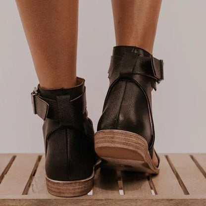 Plus Size Roman Style Women&