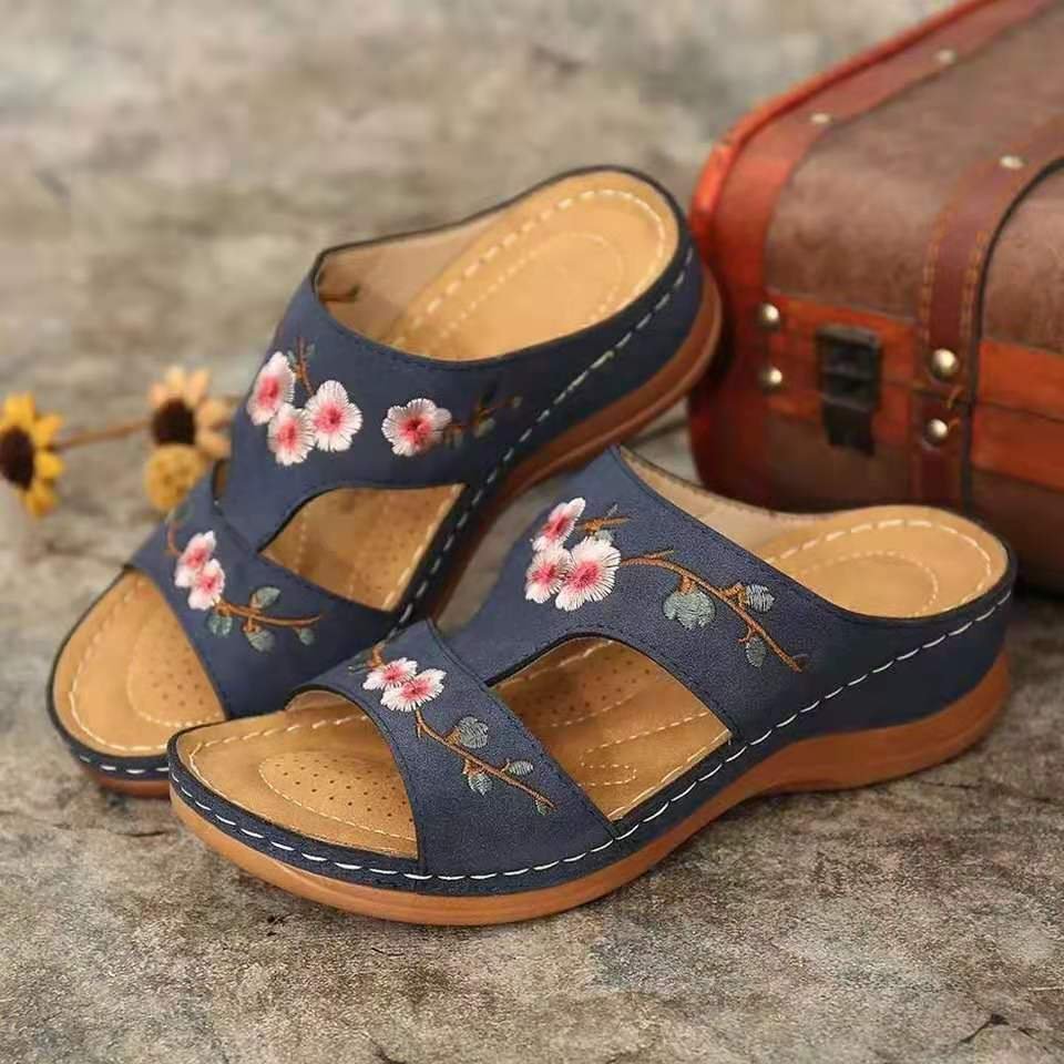 Wedge Heel Retro Stitched Embroidered Ethnic Style Women&