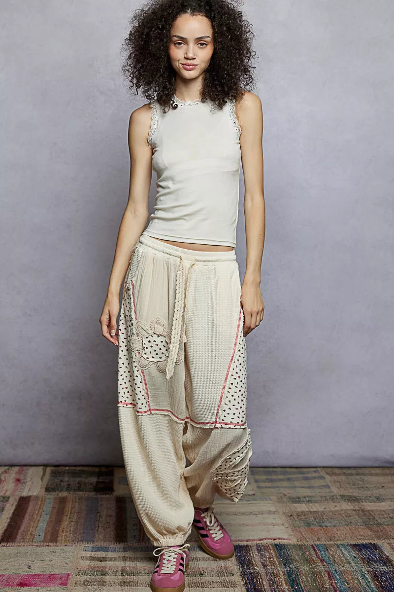 Round Neck Cropped Tank with Lace Trim