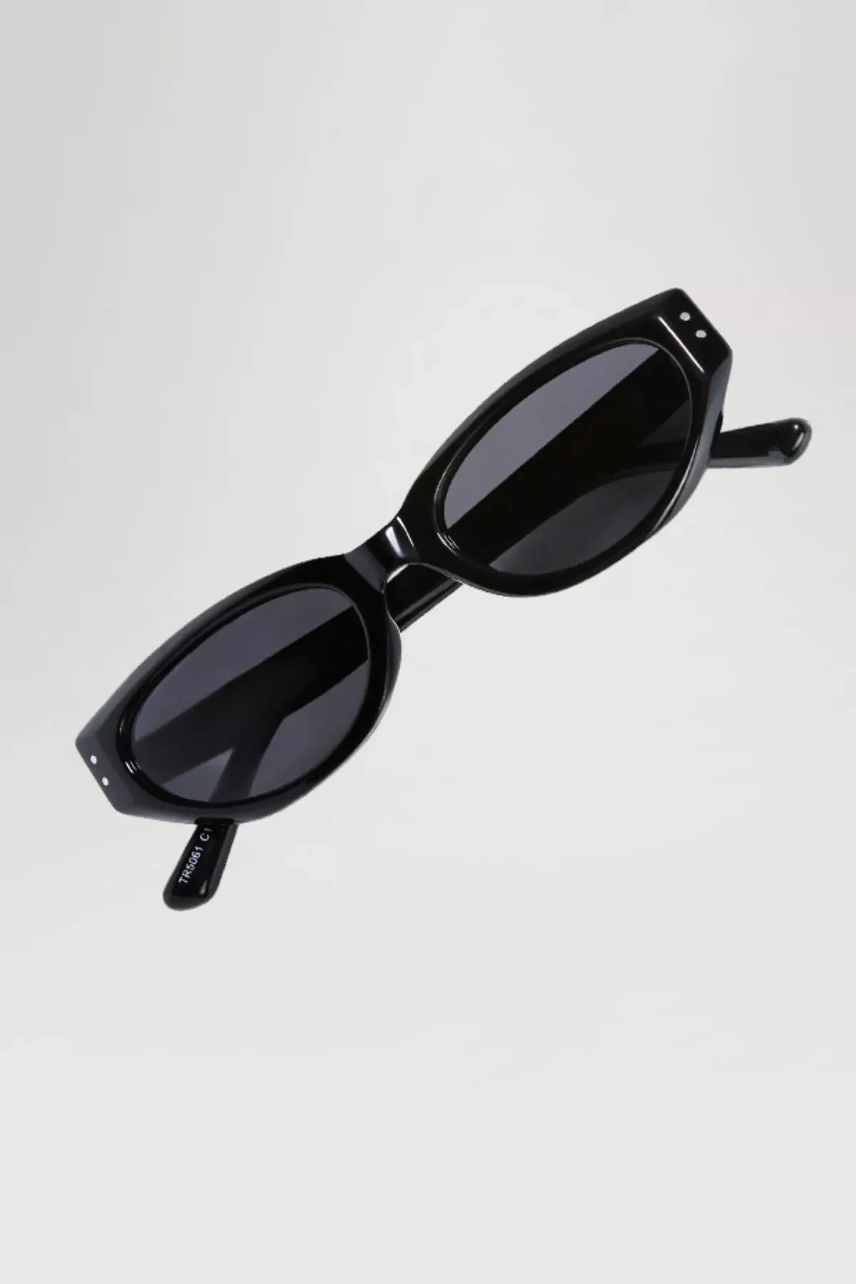 Retro Oval Frame Sunglasses - Loving It Shop