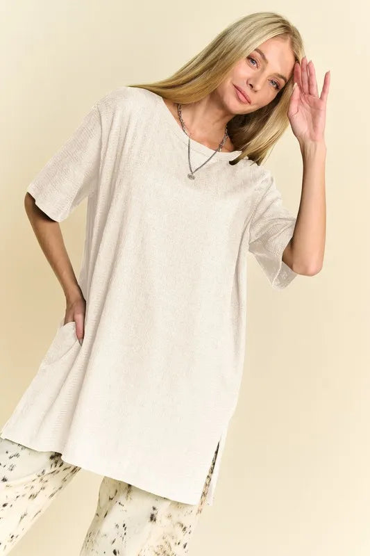 Davi &amp; Dani Short Sleeve Side Slit T-Shirt with Pockets