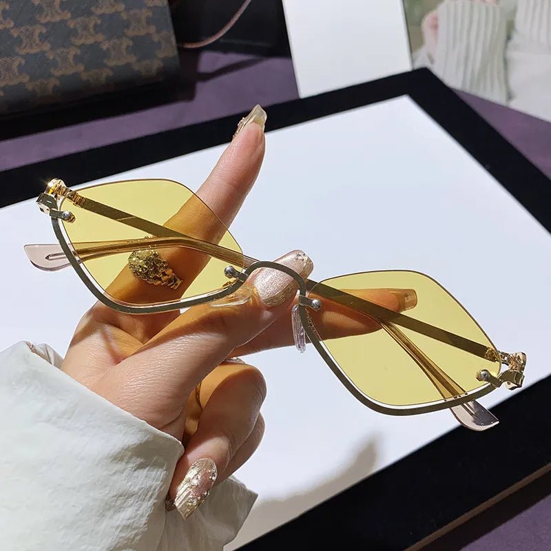Cat Eye Sunglasses with Gold Metal Frame - Loving It Shop