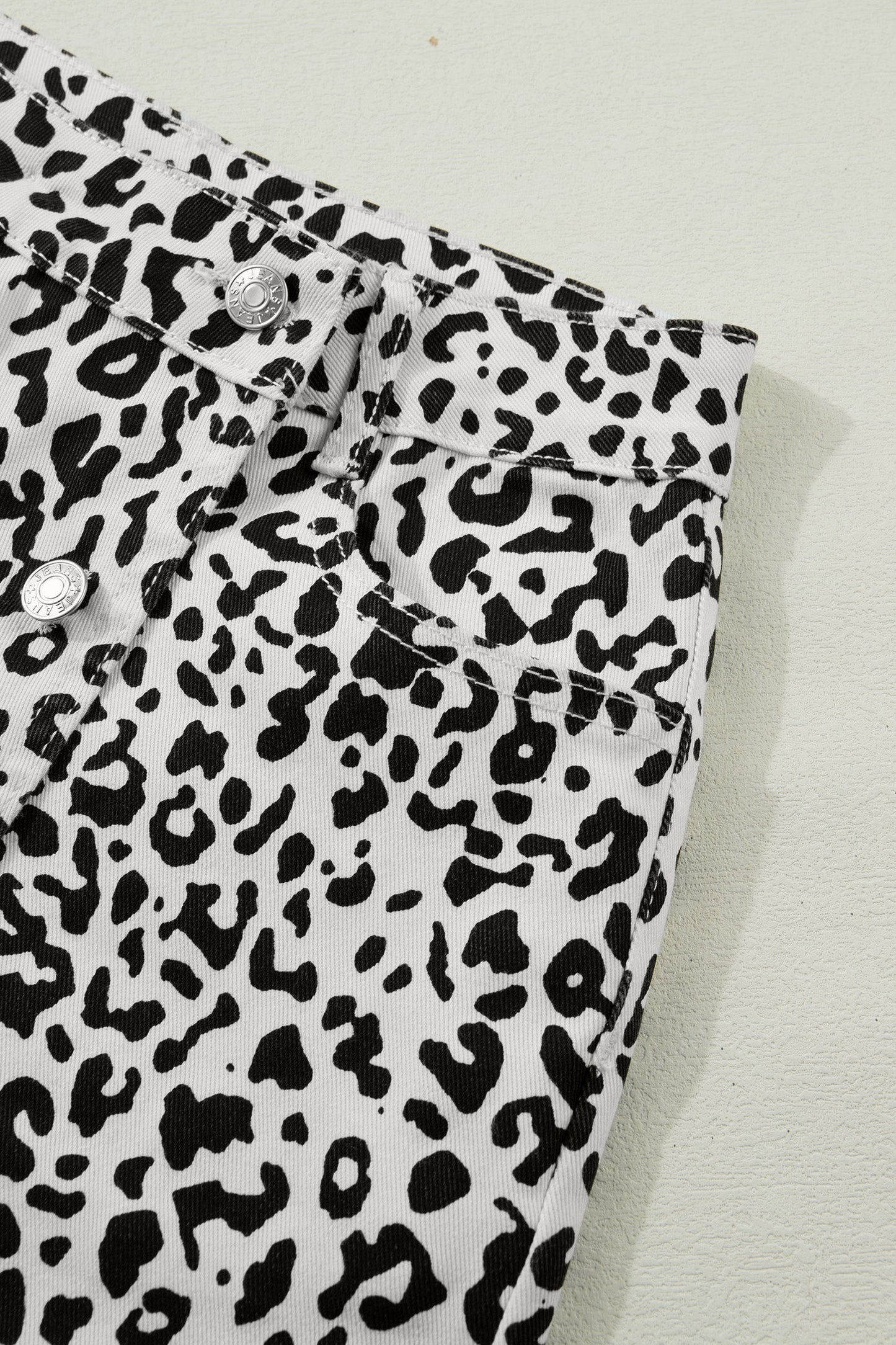 Brown Leopard Print Button Overlap Denim Shorts