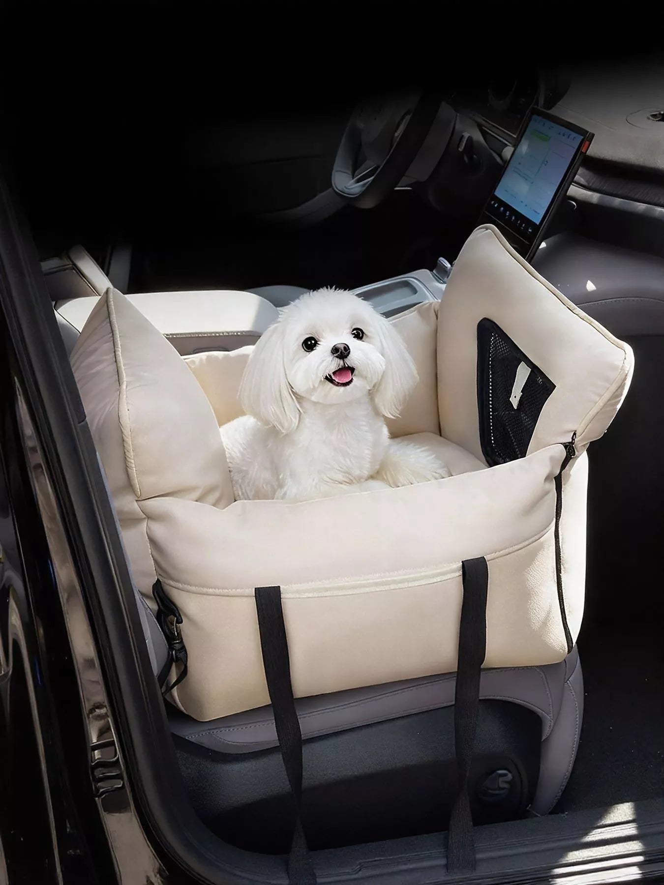Comfortable &amp; Secure Pet Car Seat Bed - Loving It Shop