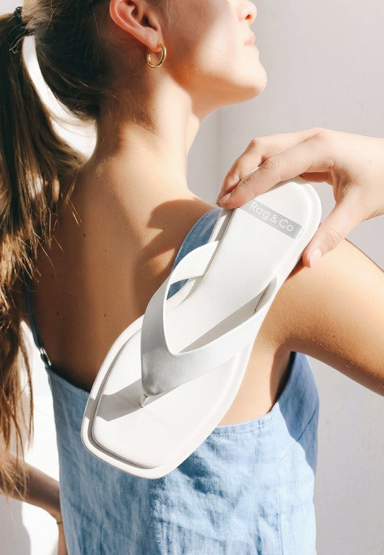 Makawi Thong Toe Slip Ons